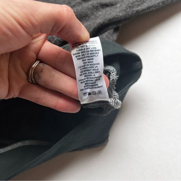 SOL Angeles Grey Pullover Sweater Size Small NWOT - Picture 5 of 6